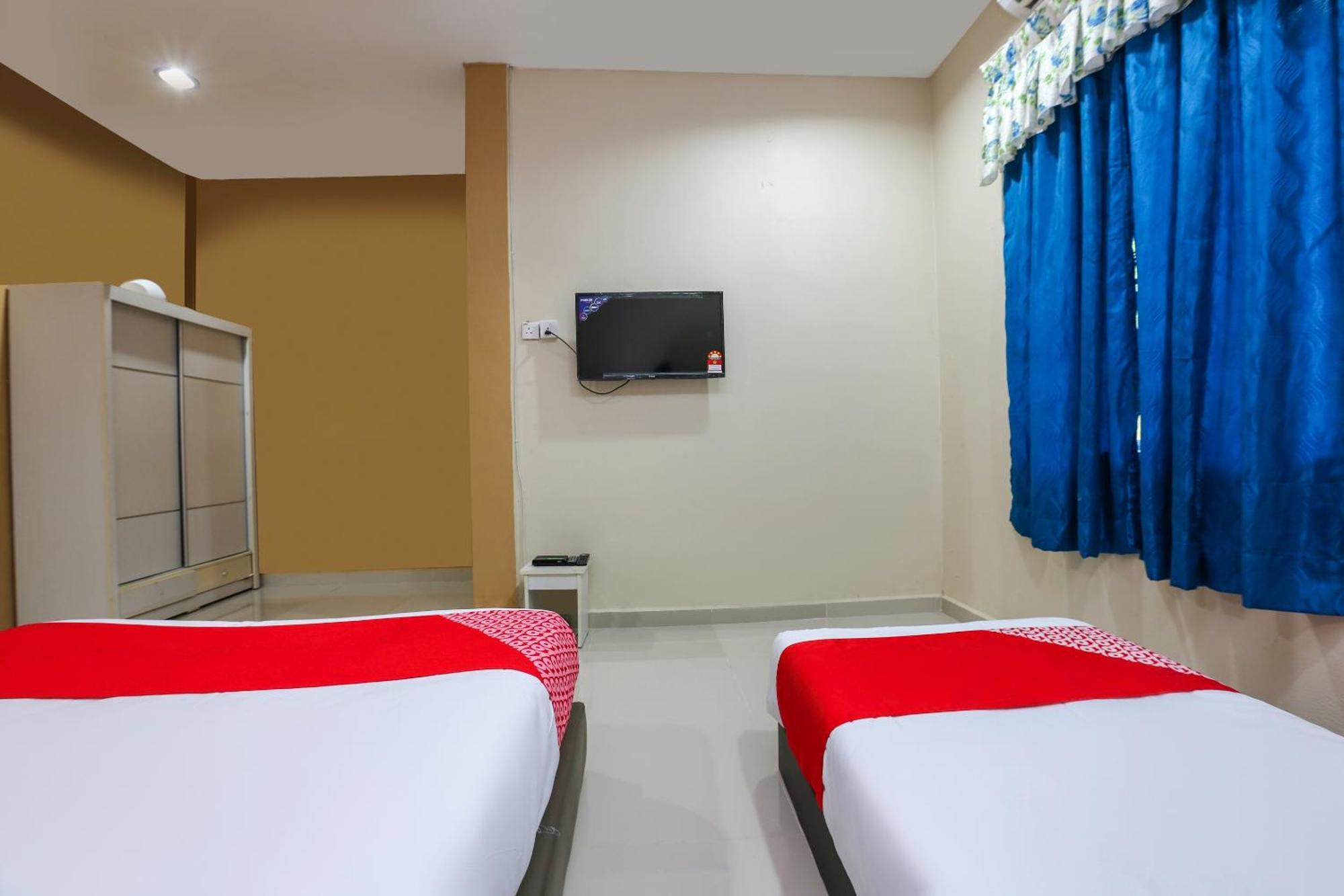 Oyo 89933 Nun Hotel Jeli Екстер'єр фото