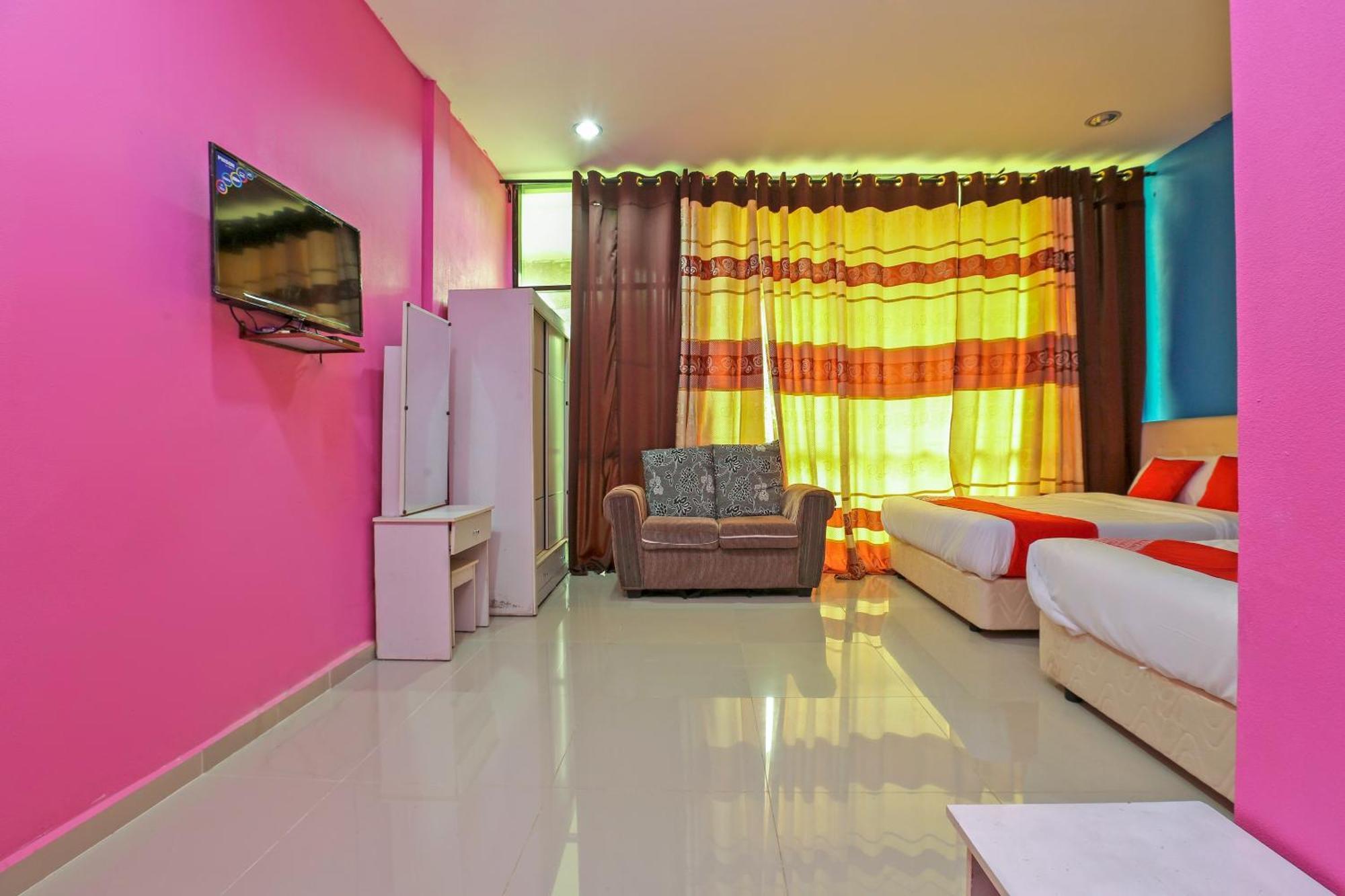 Oyo 89933 Nun Hotel Jeli Екстер'єр фото