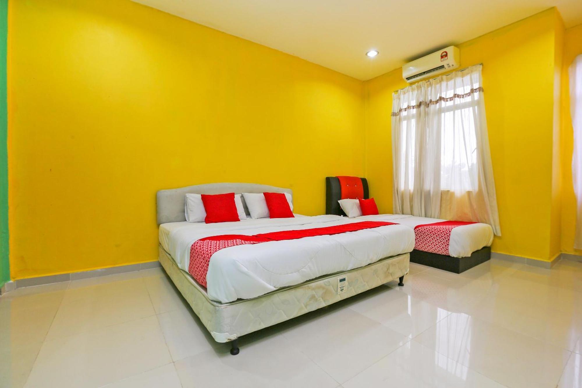 Oyo 89933 Nun Hotel Jeli Екстер'єр фото