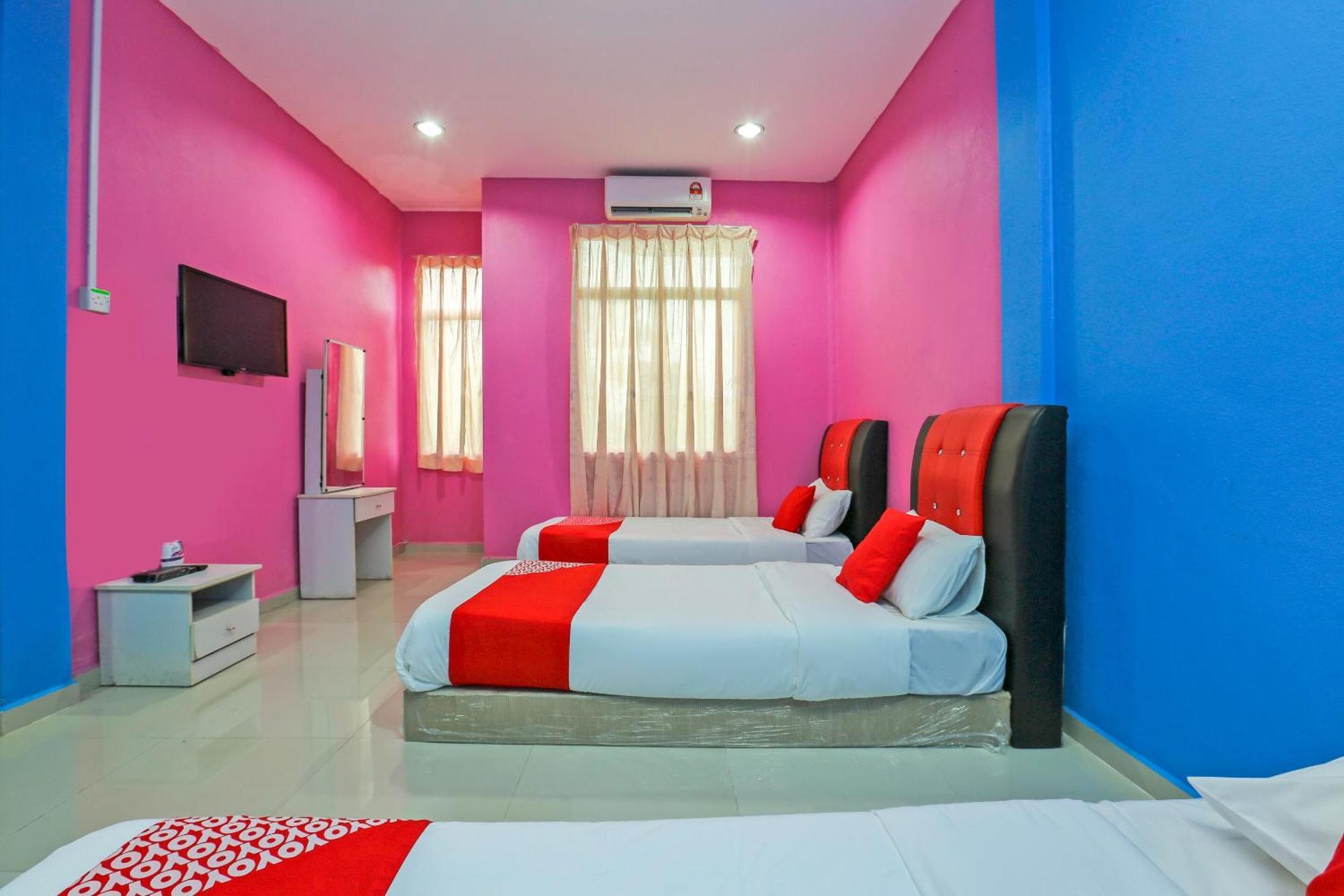 Oyo 89933 Nun Hotel Jeli Екстер'єр фото