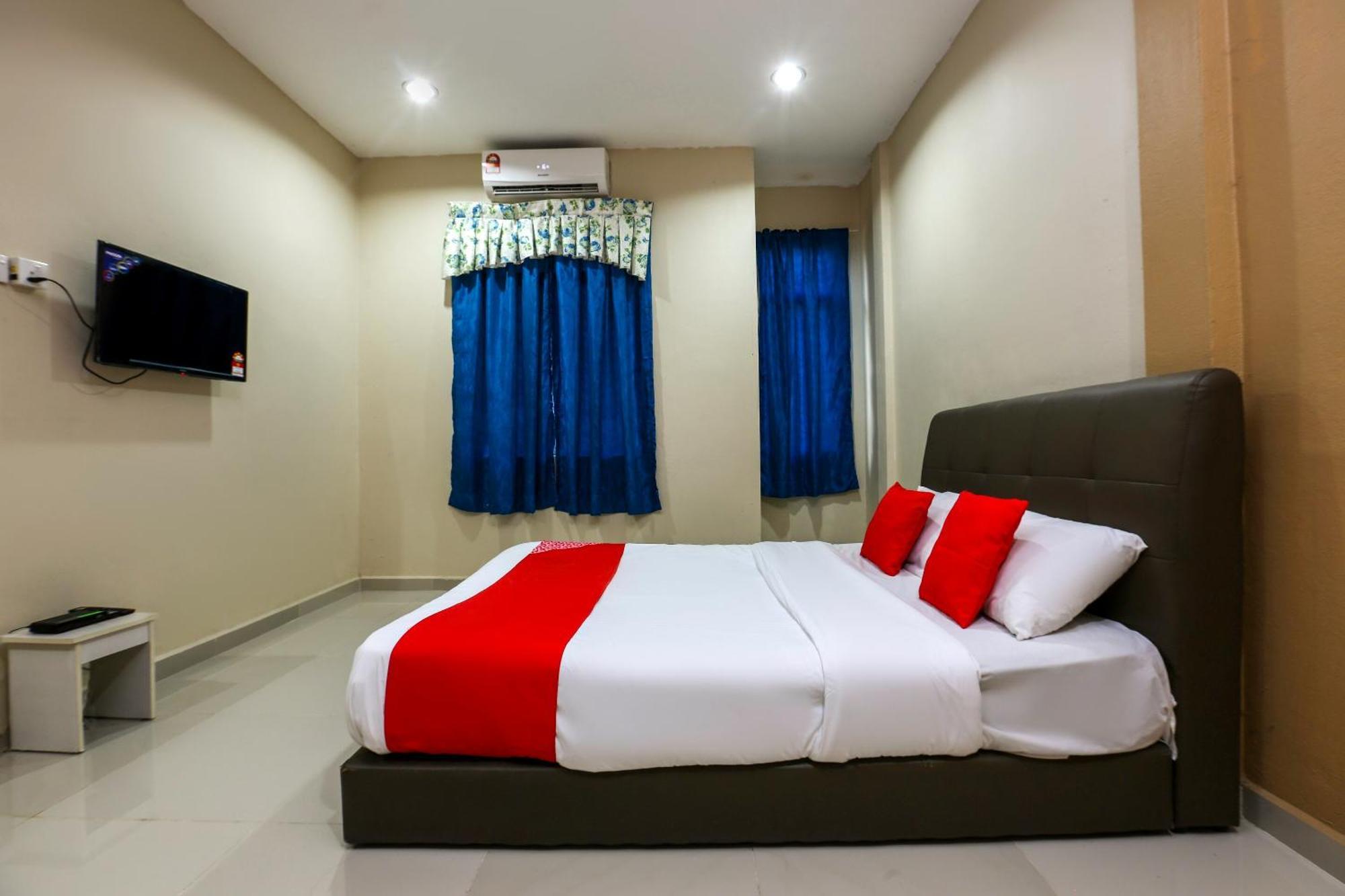 Oyo 89933 Nun Hotel Jeli Екстер'єр фото