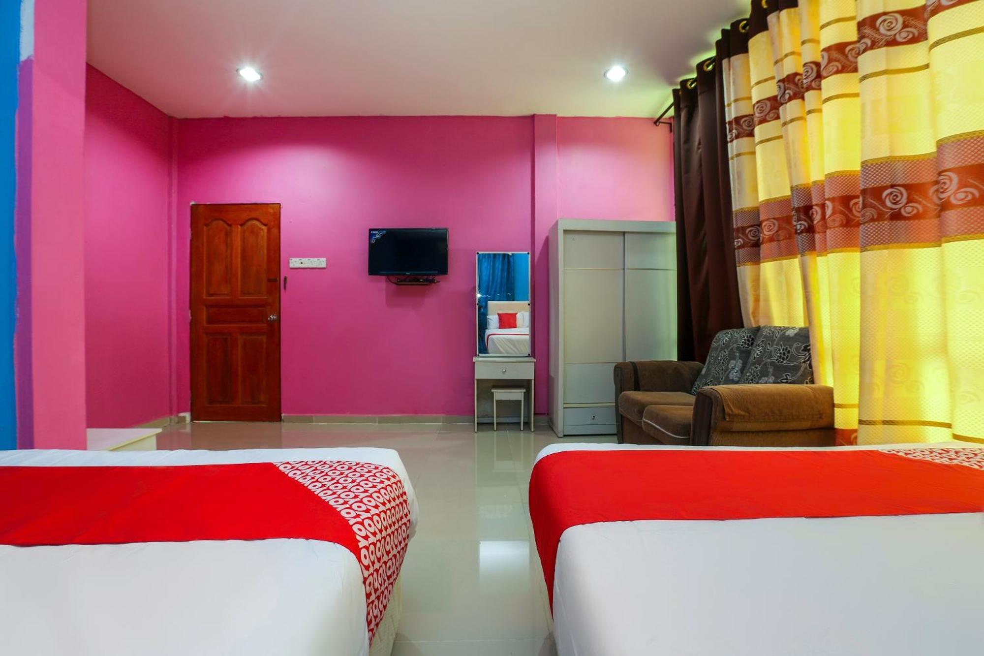 Oyo 89933 Nun Hotel Jeli Екстер'єр фото